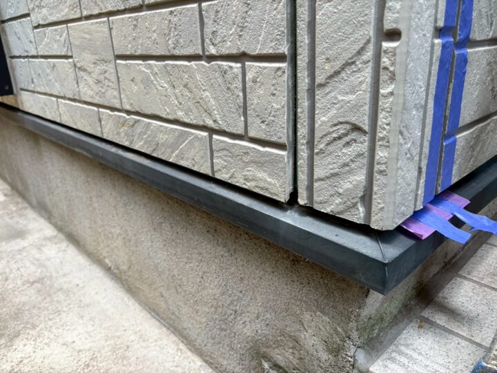 外壁ビス打ち補修施工前