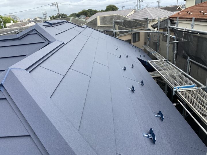 屋根完了全景