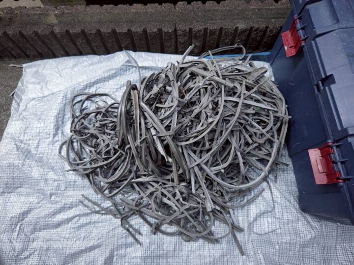 旧板間シ－リング撤去完了全景