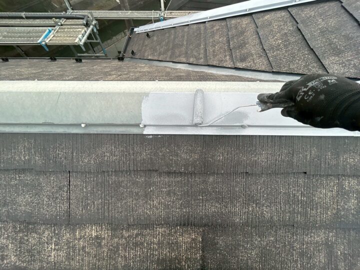 屋根板金下塗り工事