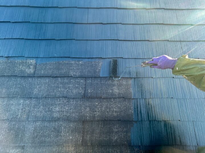 屋根中塗り工事