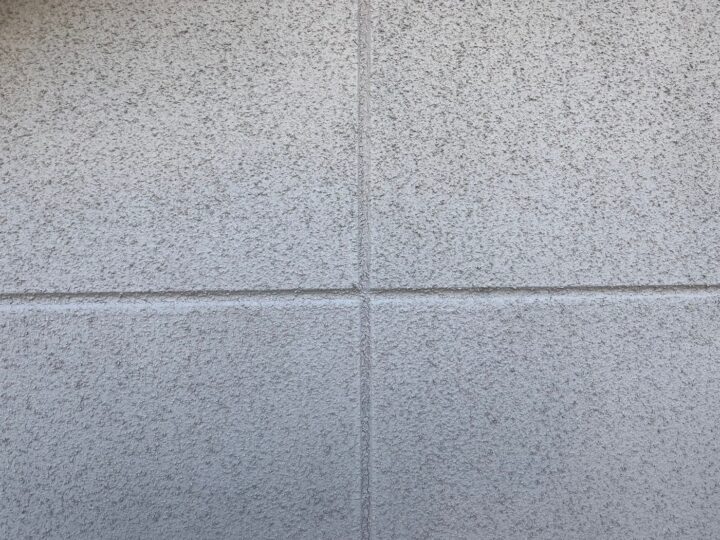 外壁板間シ－リングの施工前