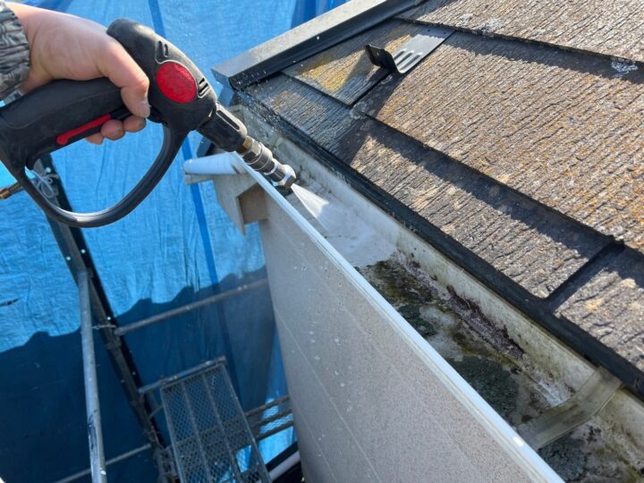 雨樋内部高圧洗浄工事