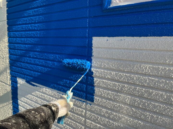 アクセント外壁中塗り工事