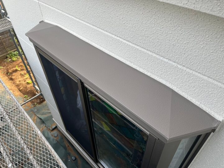 出窓上部完了全景