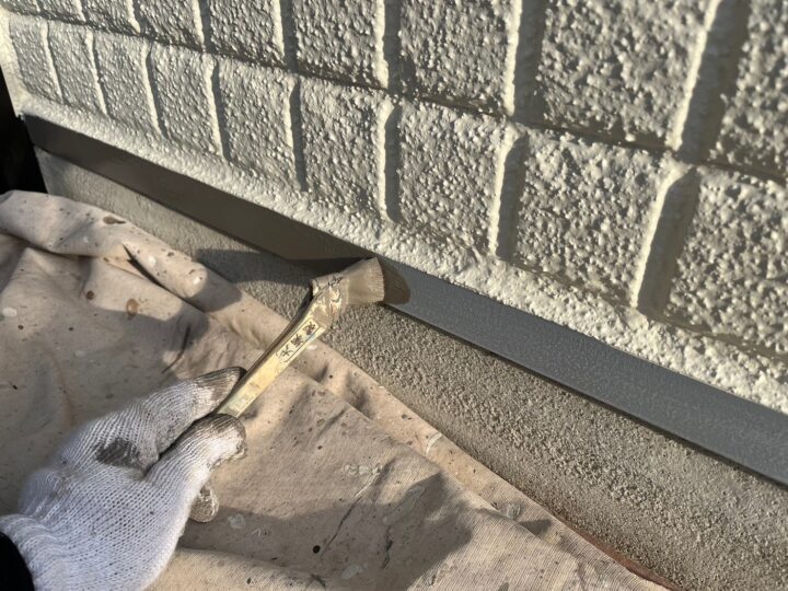 水切り中塗り工事