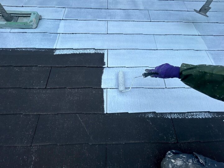 屋根下塗り工事
