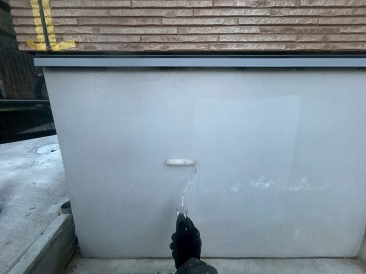 基礎下塗り工事