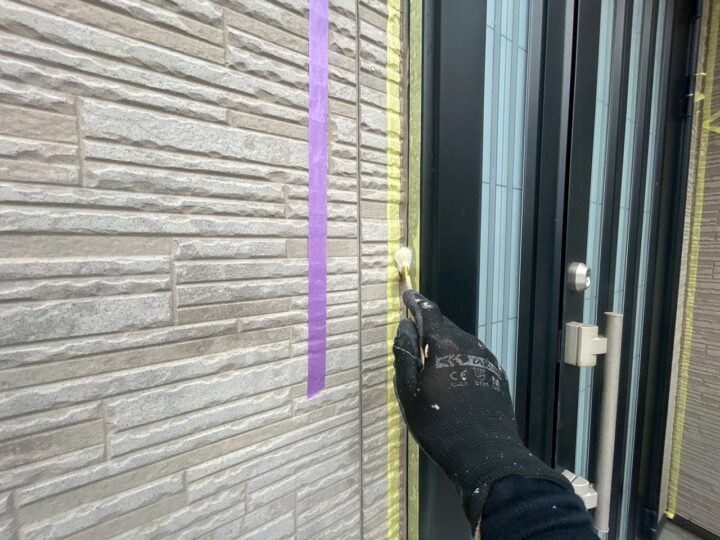 開口部廻りシ－リング専用プライマ－塗布