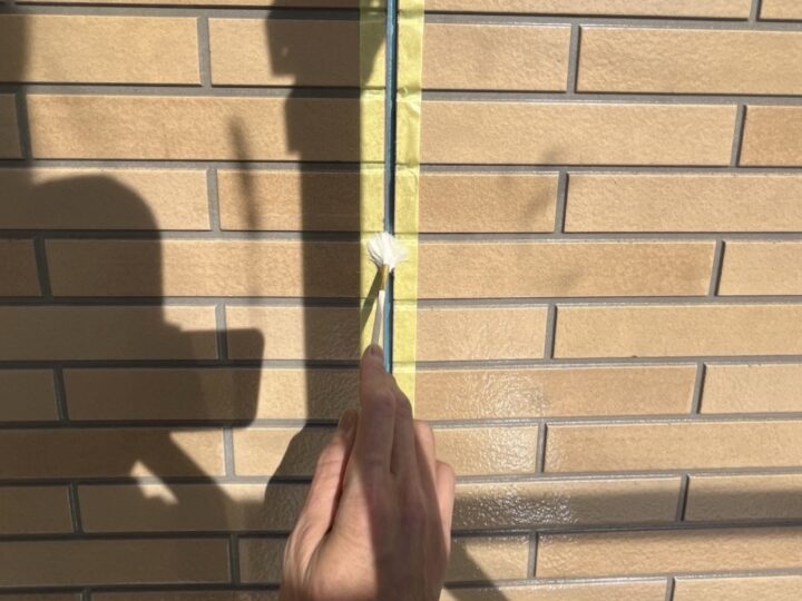 外壁板間シ－リング専用プライマー塗布