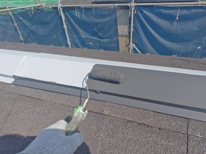 屋根板金中塗り工事