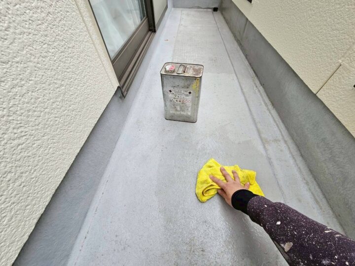 ベランダ床下地処理工事