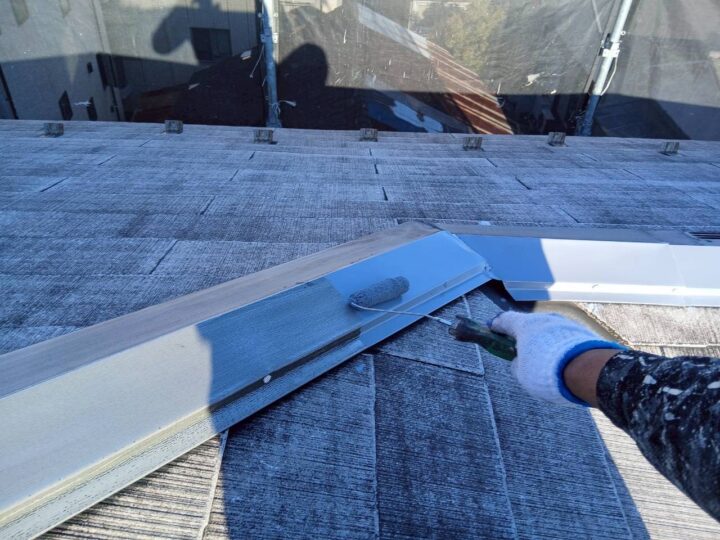 屋根板金下塗り工事