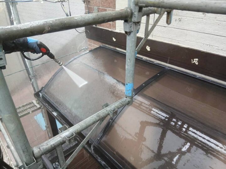テラス屋根高圧洗浄工事