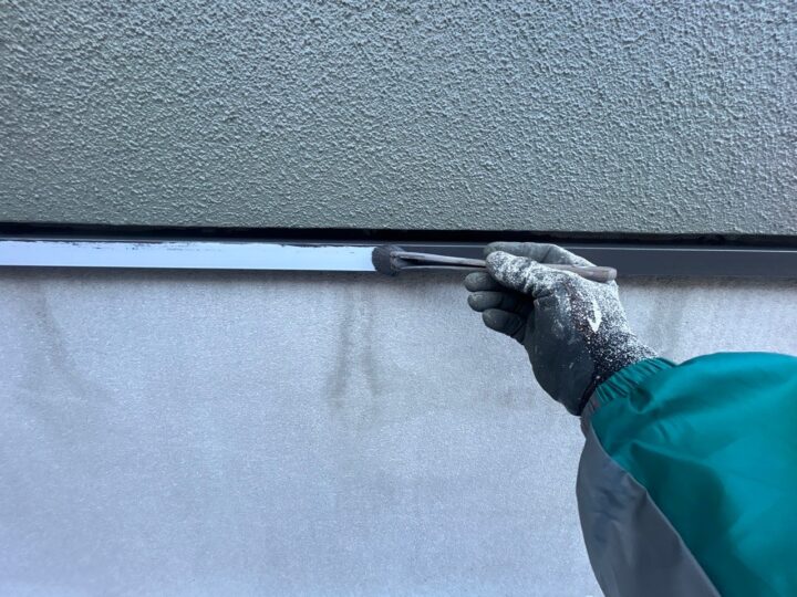 水切り中塗り工事