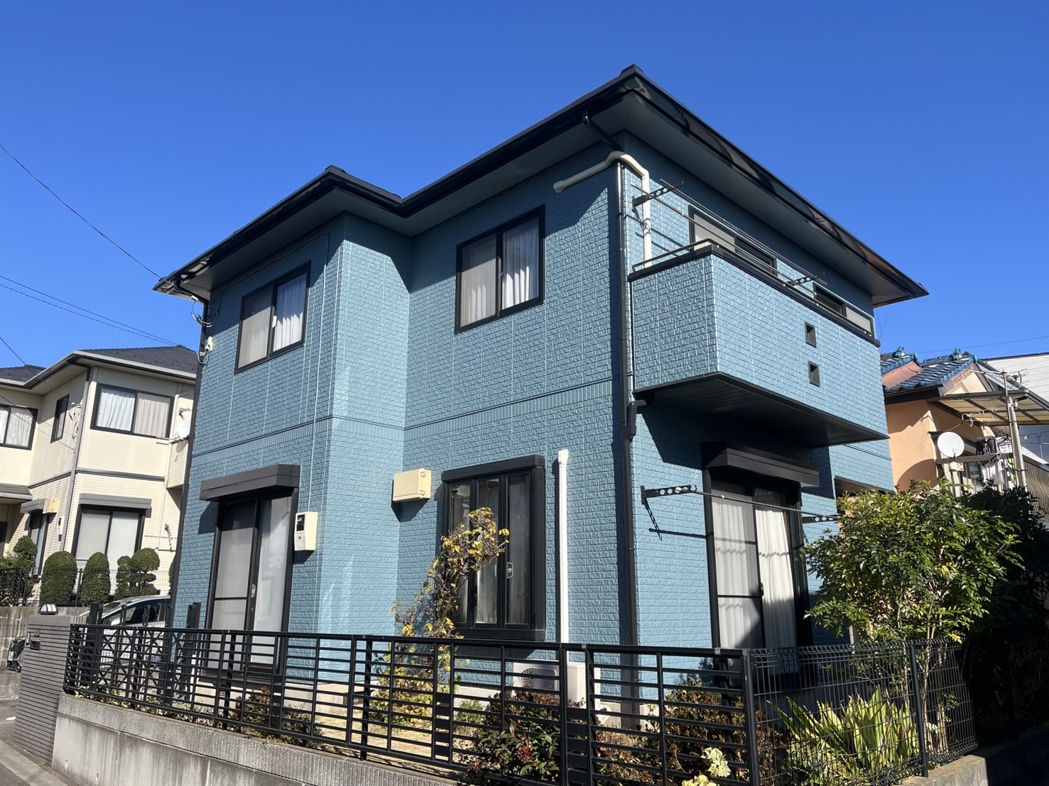 屋根・アイジ－工業 ス－パ－ガルテクト 外壁・SK化研 エスケ－プレミアム無機
