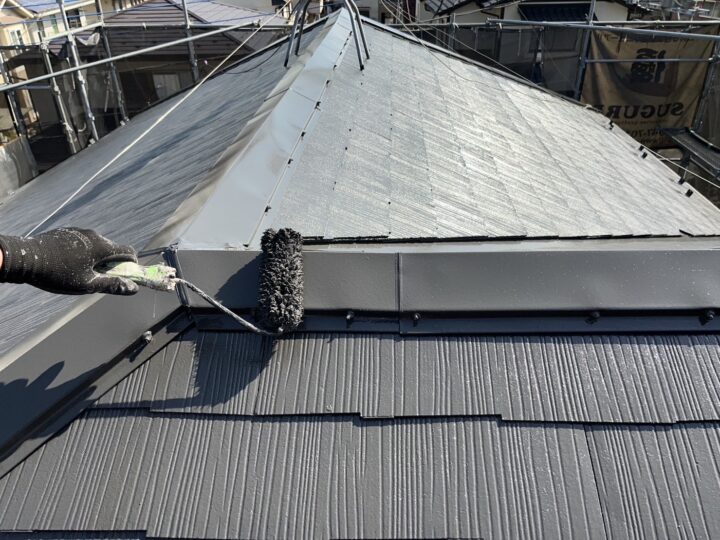 屋根板金上塗り工事