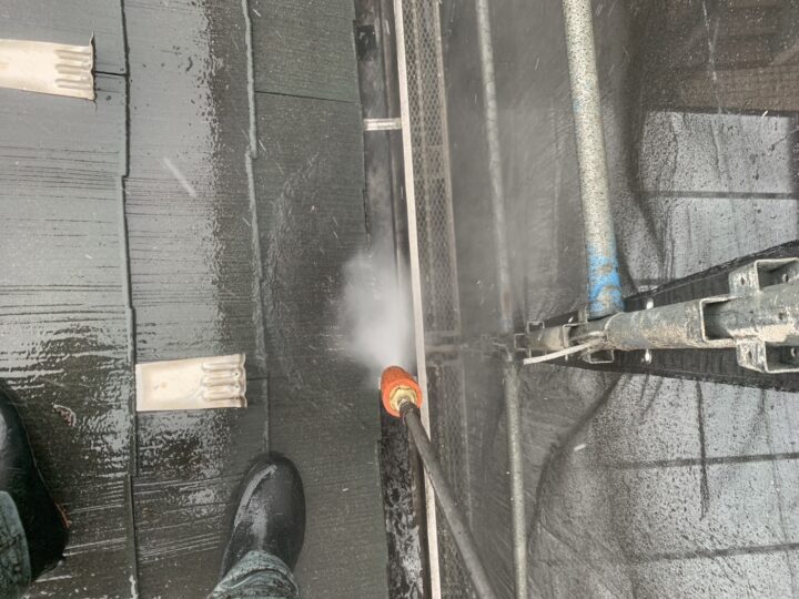 雨樋内部高圧洗浄工事