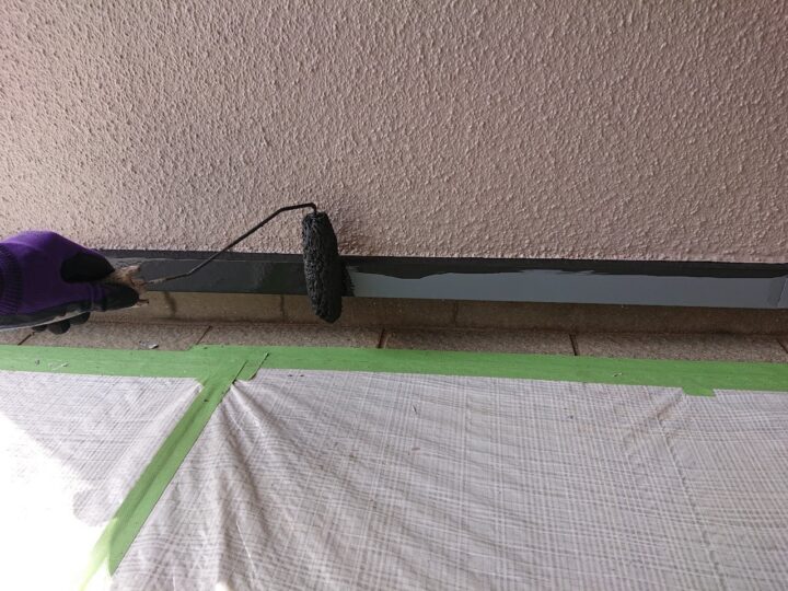 水切り中塗り工事
